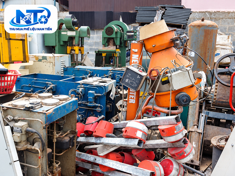 Ảnh rõ từng thiết bị giúp đối chiếu cấu hình và tình trạng máy móc cần thanh lý